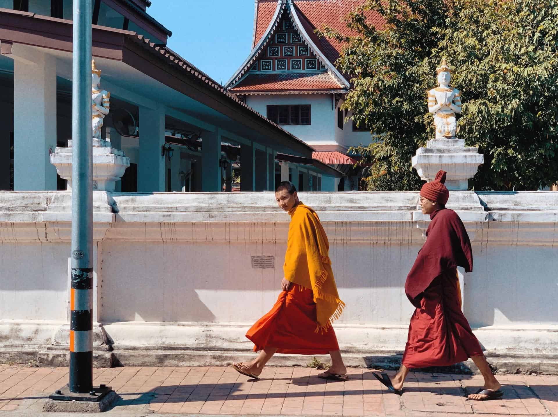 chiang mai buddhist monks