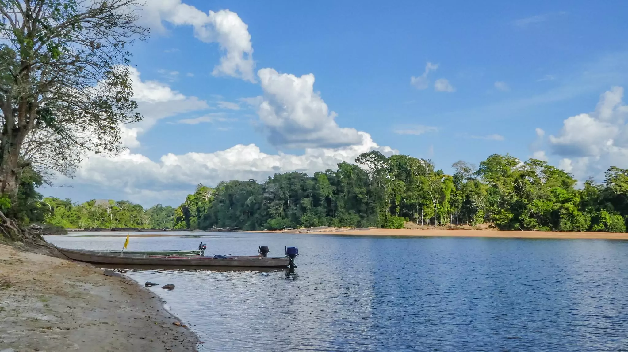 gunsi eco resort suriname river