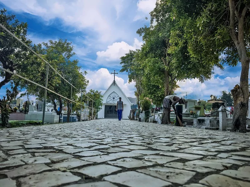 timor leste dili saint cruz cemetery