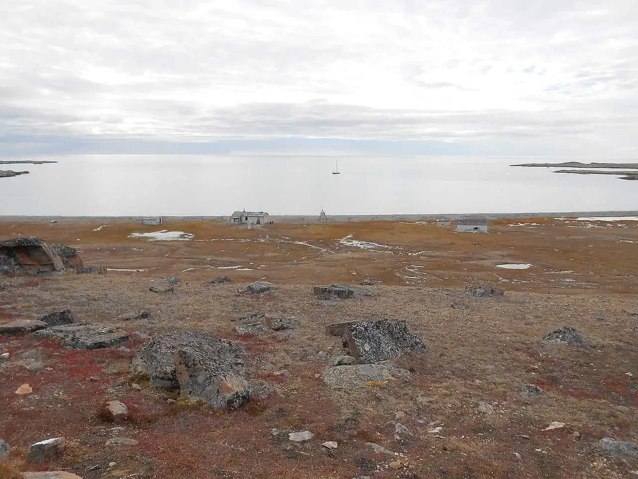 devon Island canada dundas harbour