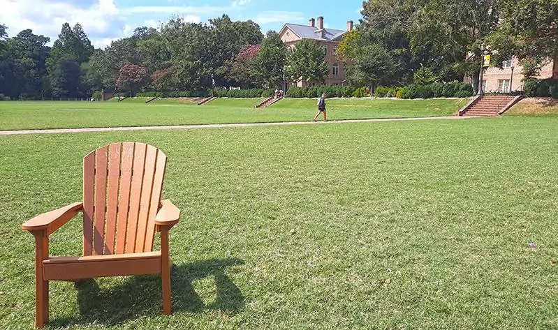 sunken garden williamsburg virginia us chair