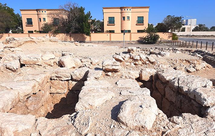 Bahrain Dilmun Burial Mounds Janabiyah Burial Complex 2
