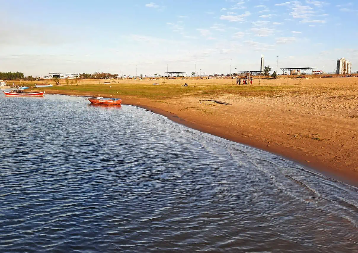 Playa de La Costanera Beach Asuncion Paraguay 4