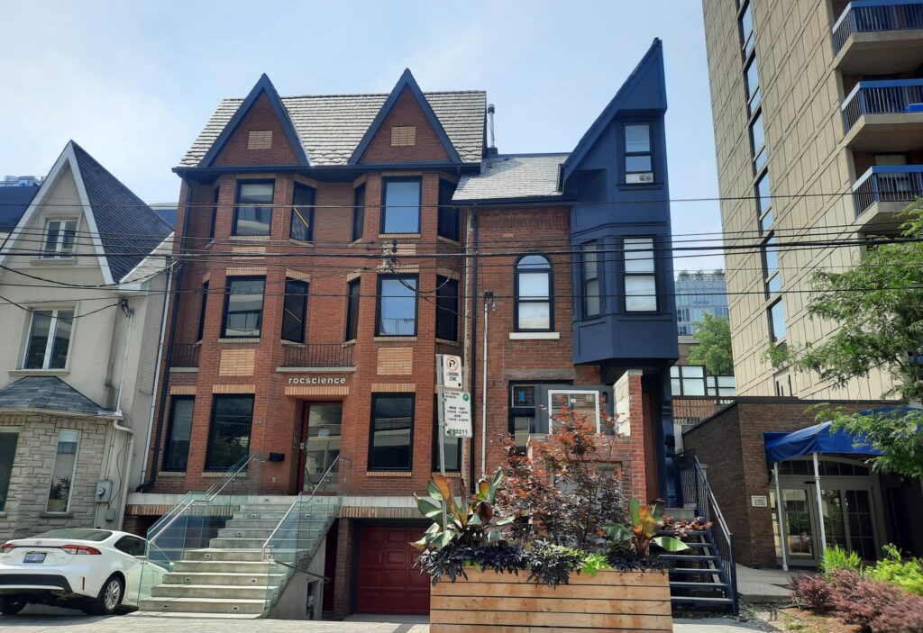 Toronto Canada Half House 5