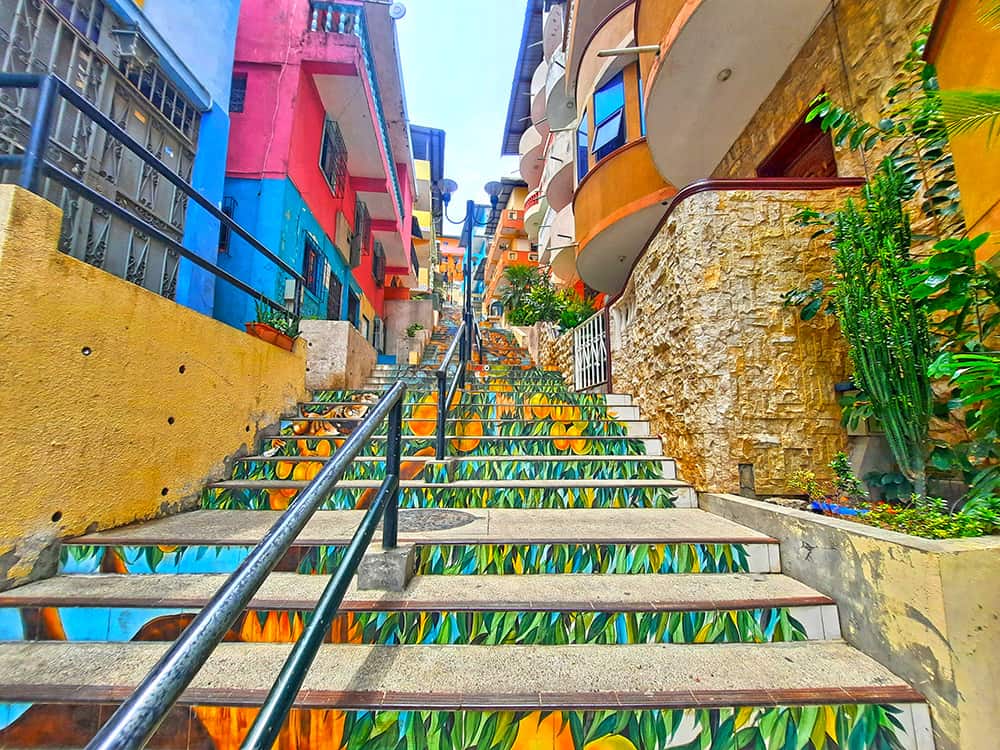Escalinata Santo Domingo de Guzman Guayaquil Ecuador 8