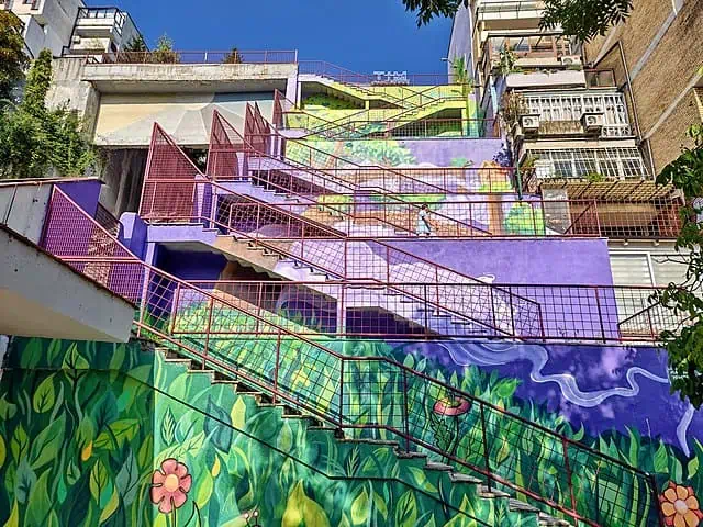 Schodiště okolo lanovky Kosi Lift