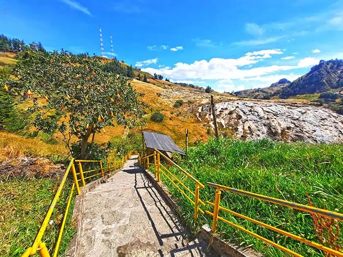 Salinas de Guaranda Ecuador 18
