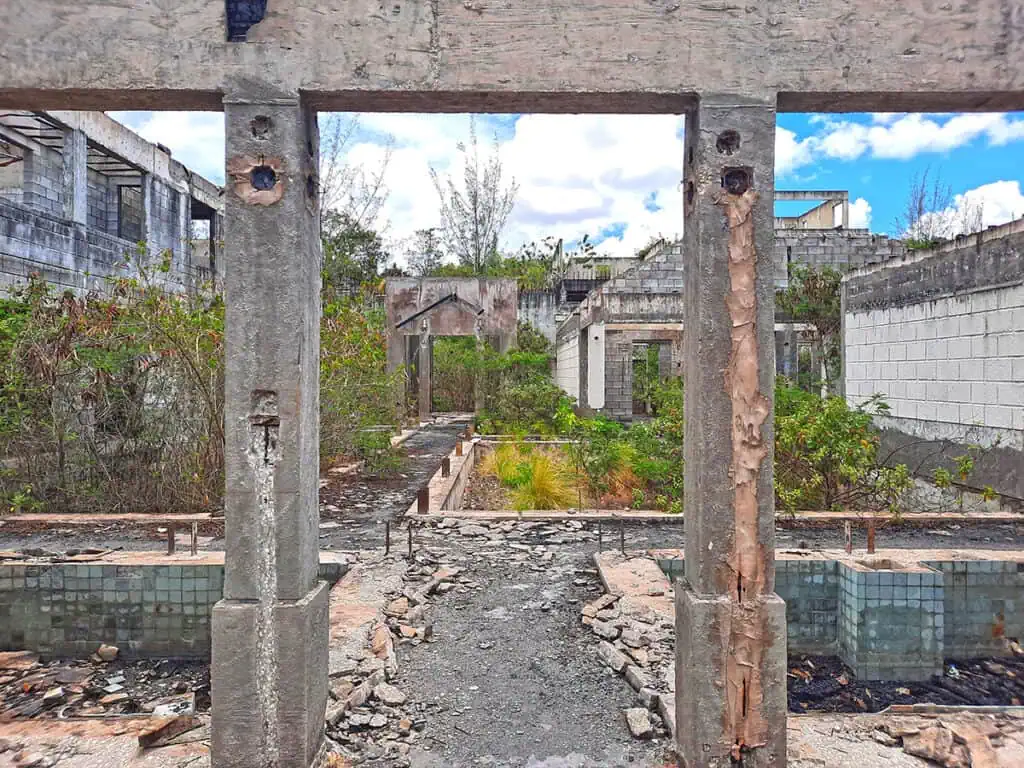 Abandoned Four Seasons Resort Barbados 9