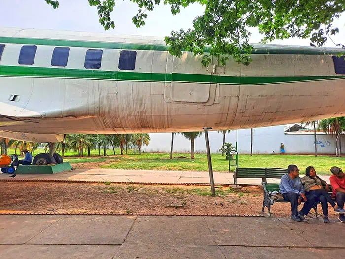 Avion Pirata Santa Cruz de la Sierra Bolivia 4