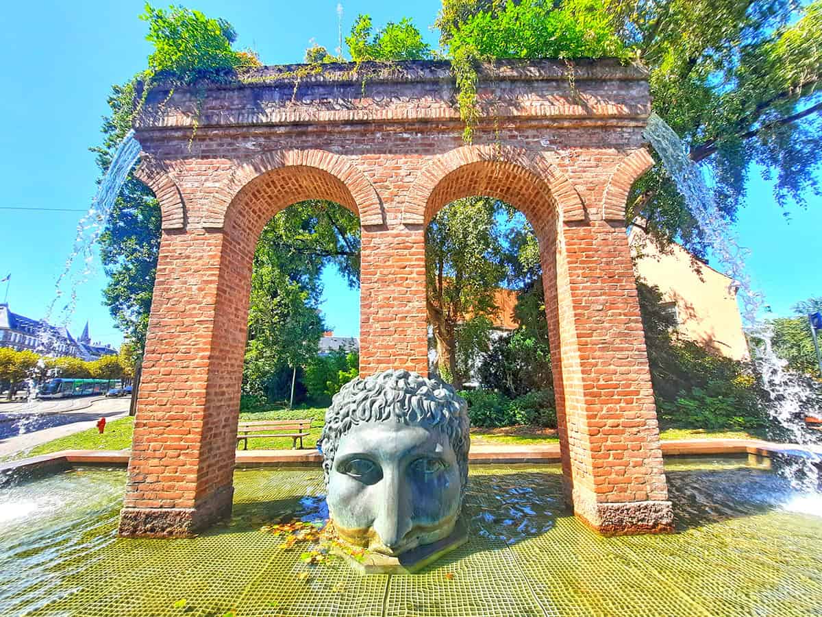 Fontaine de Janus Strasbourg France 5