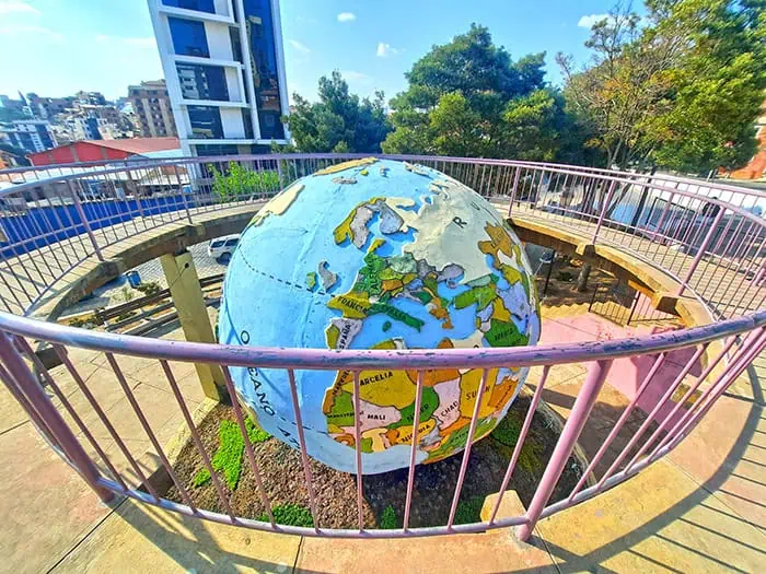 Plaza Hermandad Sucre Bolivia 7