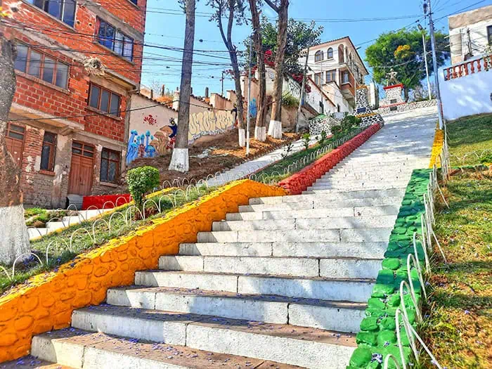 Escalinatas Avaroa Sucre Bolivia 5
